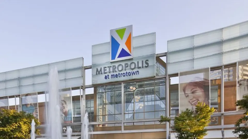 Metrotown 2 Outside of Metrotown where QMC meters are installed internally
